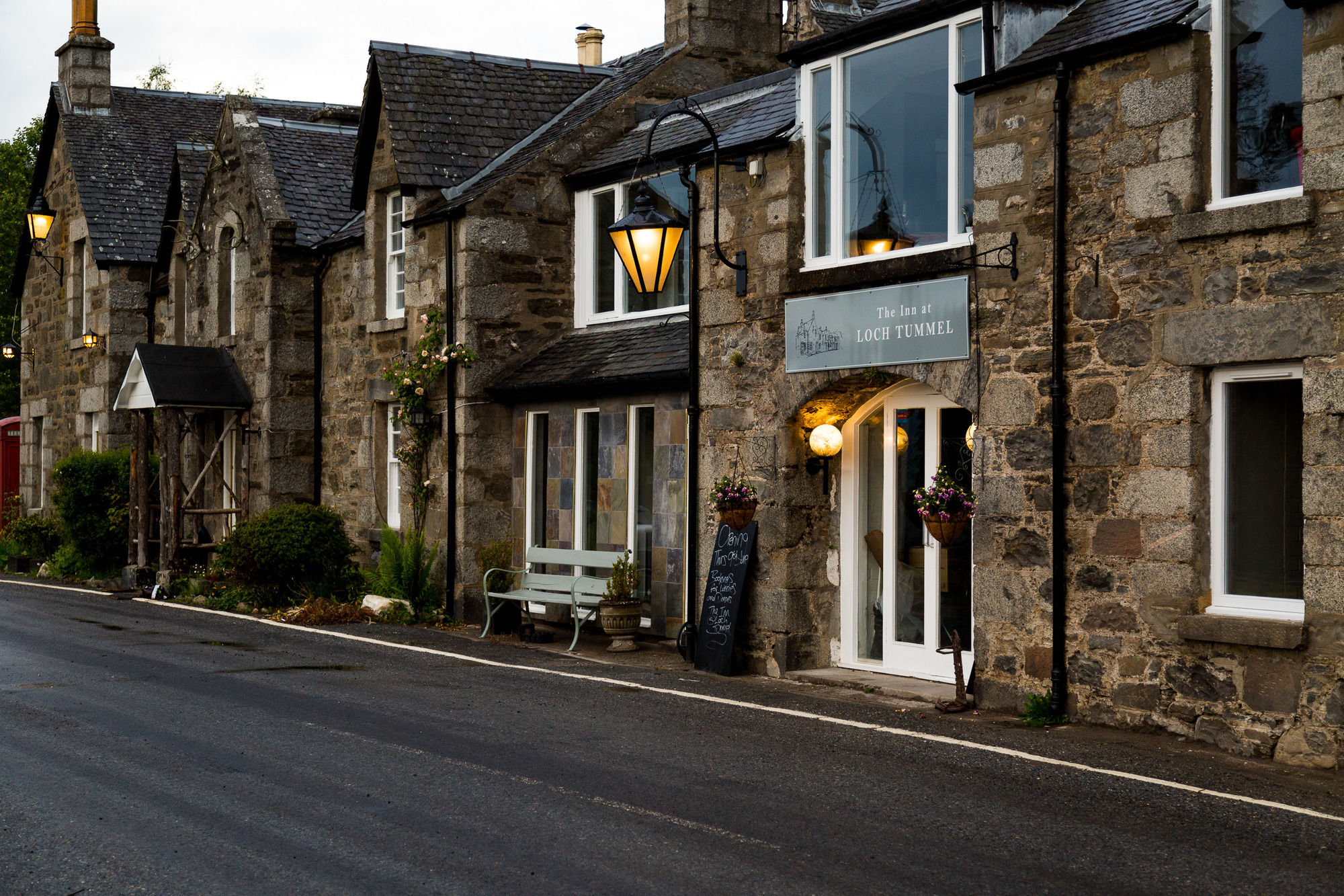 The Inn at Loch Tummel Strath Tummel Exteriör bild